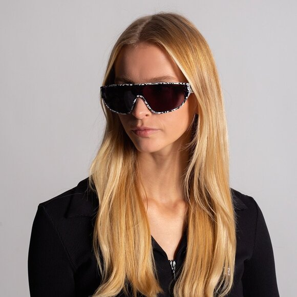 BRAND NEW Celine CL40195I 04A Zebra Smoke Grey Mask Unisex Sunglasses CL 40195I - Picture 1 of 8